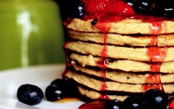 POWER OAT PANCAKES WITH WILD BERRY MAPLE SYRUP